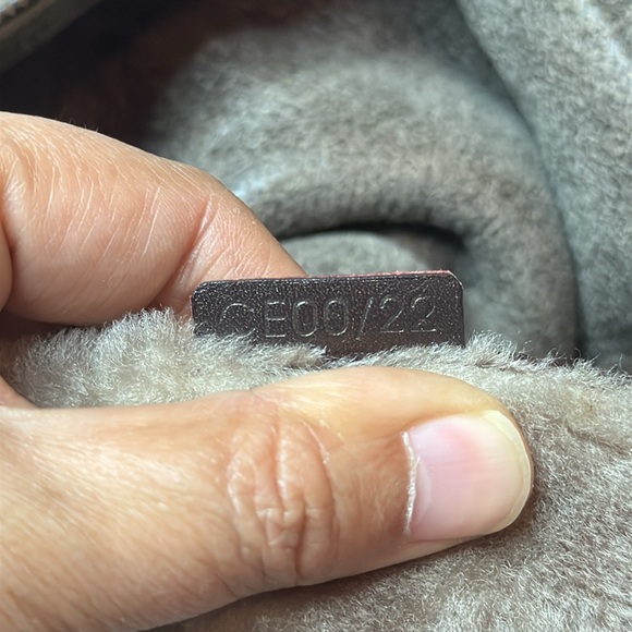 Celine Shearling Boogie Bag Taupe - Picture 16 of 17